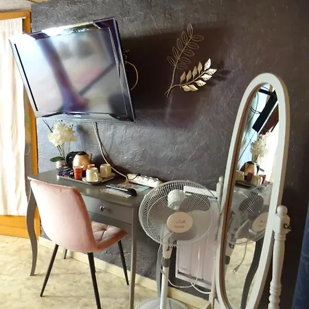 Aux Orangers Gasthuis 2*