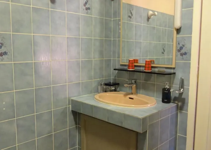 Aux Orangers 2* Luxé