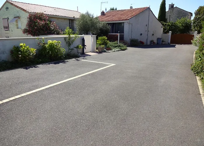 Gasthof Aux Orangers 2*